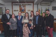 `Vereador Pastor Perci concede título para Dra Sônia Eleni Corrêa