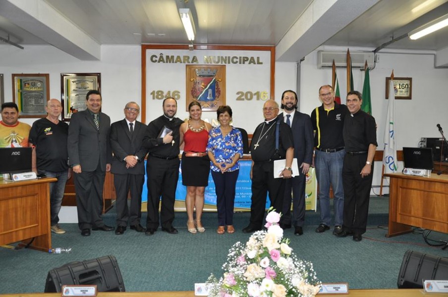 Júlio Galperim participa de homenagem à Renovação Carismática Católica