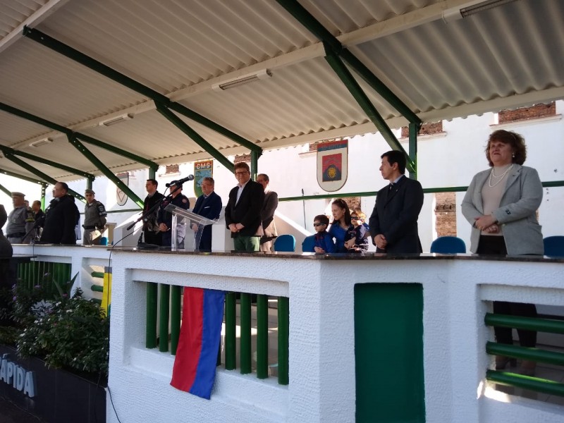 Presidente da Câmara Ary Moura participa de homenagem aos Bombeiros