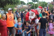 Gabinete do vereador Fabiano Haubert e grupo de amigos voluntários “Fazer o Bem Faz Bem” realizam festa de Natal para crianças