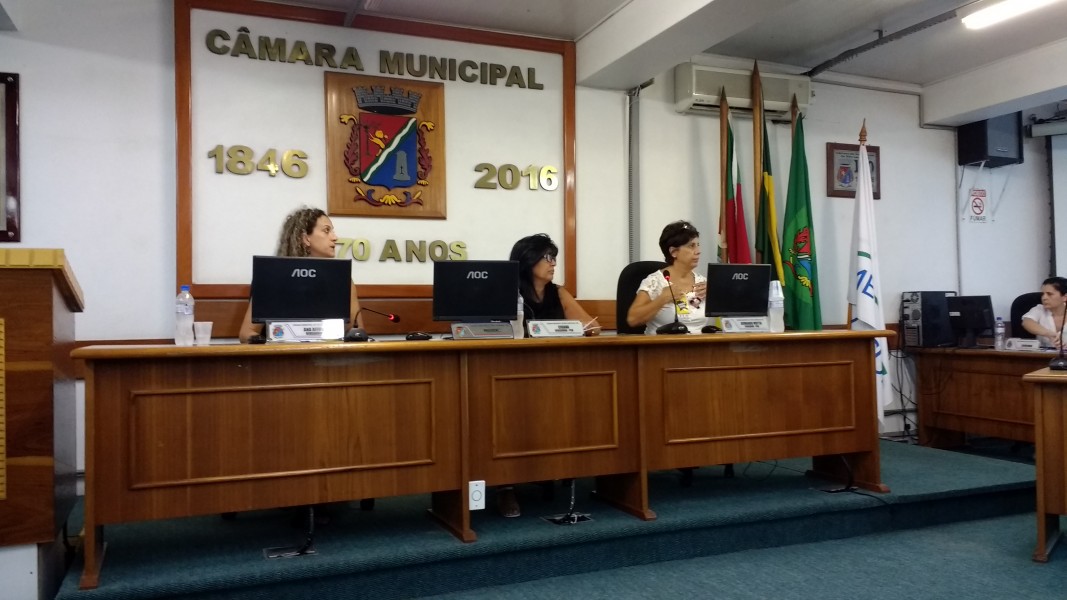 Iara Cardoso compõe Mesa Diretora e participa de atividades do Mês da Mulher