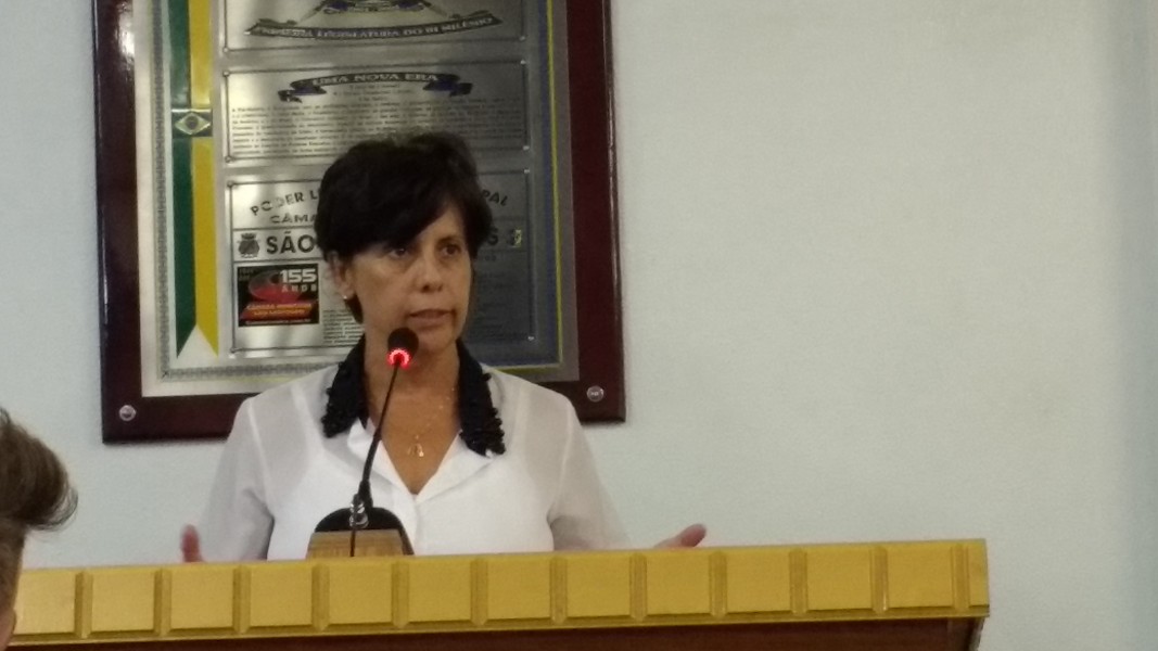 Iara Cardoso propõe projeto sobre cortes de serviços 