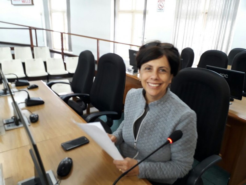 Aprovado por unanimidade projeto da Vereadora Iara Cardoso que cria Procuradoria da Mulher na Câmara