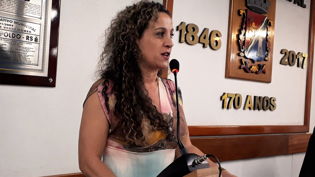 Ana Affonso considera um retrocesso a aprovação da PEC 181  que proíbe o aborto em casos de estupro