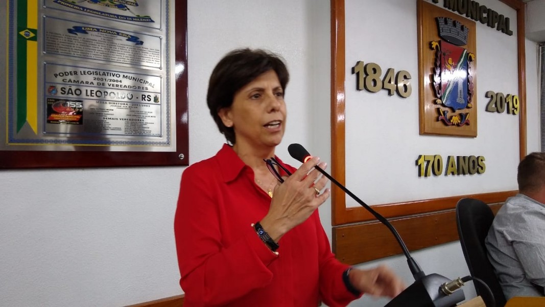 Vereadora Iara Cardoso (PDT) retorna ao legislativo nesta segunda-feira